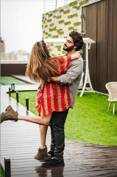 Photos: મલાઇકાના બદલે આ હૉટ એક્ટ્રેસ સાથે રોમાન્સ કરતો દેખાયો અર્જૂન કપૂર, ગાર્ડનમાંથી તસવીરો આવી સામે..........