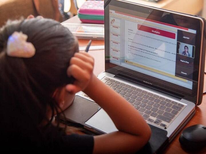 Health tips Online Education Side Effects On Children eyes marathi news Health Tips : ऑनलाईन शिक्षणाचा मुलांच्या डोळ्यांवर होतोय परिणाम; अनेक विद्यार्थ्यांना दृष्टीदोषाचा त्रास