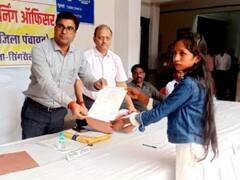 Singrauli News: 21 साल की छात्रा यशोदा पनिका बनीं सबसे कम उम्र की जिला पंचायत सदस्य, जीत के बाद कही ये बड़ी बात