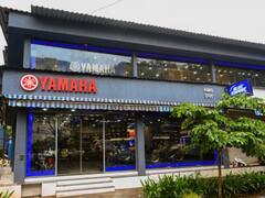 In Pics : आता एकाच छताखाली यामाहाच्या सर्व बाईक्स, अत्याधुनिक नवं शोरुम पाहिलत का?
