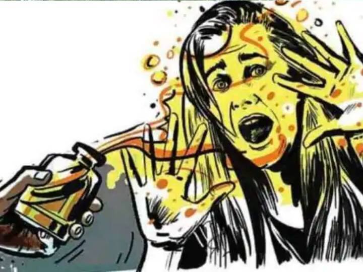 Noida lover threw acid on the girlfriend attacked the police who went to catch Noida Acid Attack: காதலி மீது ஆசிட் வீசிய காதலன்... துப்பாக்கிச் சூடு நடத்தி கைது செய்த போலீசார்.. பரபர சம்பவம்!