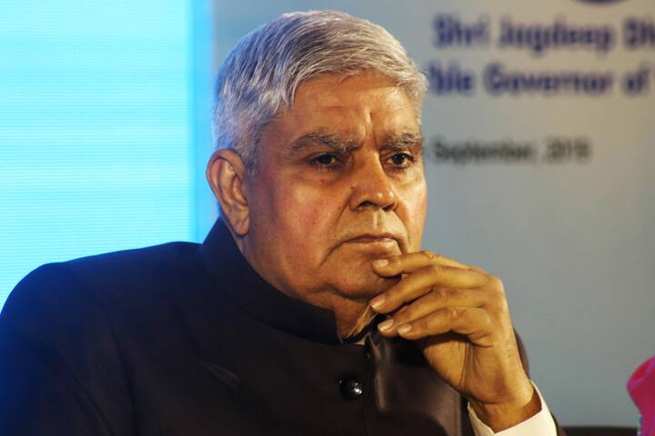 জগদীপ ধনখড় পেশায় একজন আইনজীবী। ১৯৫১ সালের ১৮ মে রাজস্থানের ঝুনঝুনু জেলার কিথানায় জন্ম জগদীপ ধনখড়ের। ছবি: পিটিআই/গেটি