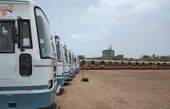 ભારે વરસાદને કારણે થંભી ગયેલી બસોની ટ્રીપ ફરી થઈ શરૂ, જુઓ વીડિયો