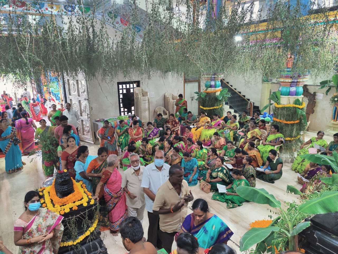 Ashada Masam 2022: ఆషాఢం స్పెషల్ - నెల్లూరులో అమ్మవారి ఆలయం నిండా గోరింటాకు