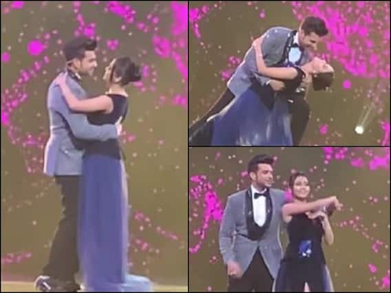 Dance Deewane Juniors के सेट पर रोमांटिक हुए Karan Kundrra और Tejasswi Prakash, डांस से स्टेज पर लगाई आग Dance Deewane Juniors के सेट पर रोमांटिक हुए Karan Kundrra और Tejasswi Prakash, डांस से स्टेज पर लगाई आग