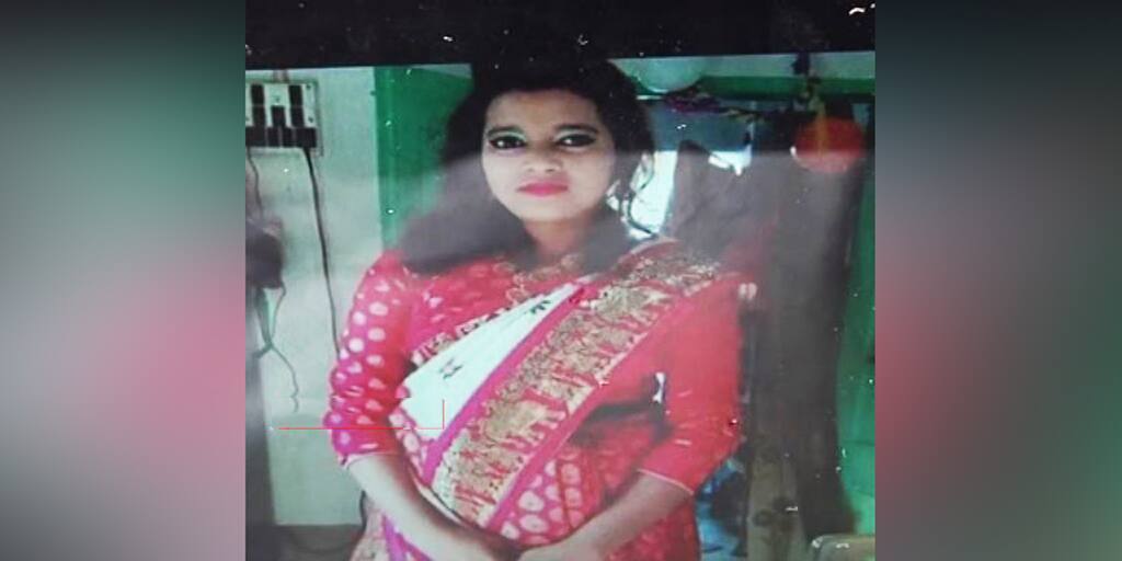 Kolkata haridevpur 17 year old girl allegedly committed suicide by having sleeping pills for not being able to be air hostess Haridevpur News: বিমান সেবিকা না হতে পেরে অবসাদ, হরিদেবপুরে ঘুমের ওষুধ খেয়ে আত্মঘাতী ১৭-র কিশোরী