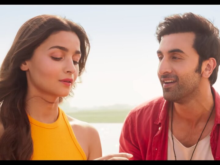 'Kesariya' Song Out: The Track Showcases Love-Filled Chemistry Of Alia ...