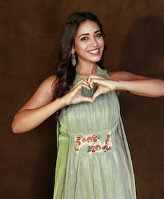 Nivetha Pethuraj: అందంగా అల వైకుంఠపురం బ్యూటీ