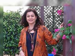 Happy Birthday Zarina Wahab : ‘चित्तचोर’मधून प्रेक्षकांच्या मनाचा ठाव घेणारी अभिनेत्री जरीना वहाब, वाचा अभिनेत्रीबद्दलच्या खास गोष्टी...