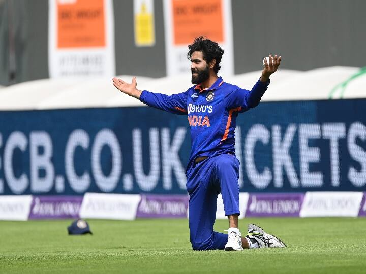 IND vs ENG vs 3rd ODI Ravindra Jadeja Stunning Catch to Dismiss Jos Buttler India vs England 3rd odi - Watch Video Jadeja Stunning Catch: பாயும் புலியாக மாறிய ஜடேஜா...! காற்றில் பாய்ந்து பட்லரை காலி செய்து அசத்தல்..! வைரலாகும் வீடியோ..!