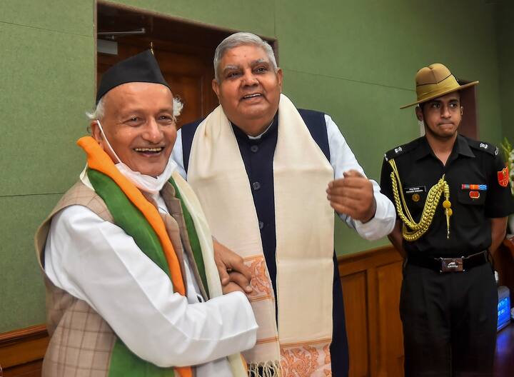 আপাতত বাংলার রাজ্যপাল হিসেবে দায়িত্ব পালন করবেন মণিপুরের রাজ্যপাল এলএ গণেশন। রাষ্ট্রপতি ভবন থেকে বিবৃতি দিয়ে এমনটাই জানানো হয়েছে। ছবি: পিটিআই/গেটি