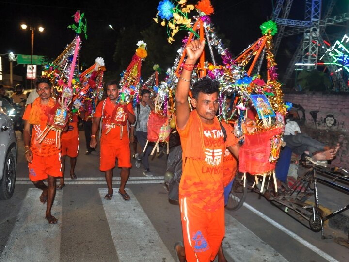 Kanwar Yatra 2022: कावड़ ले जाने की रही है खास मान्यता, जानिए- चार तरह की इस यात्रा का इतिहास, नियम और कैसे पड़ा नाम