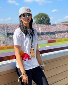 Smriti Mandhana photos: இந்திய கிரிகெட் வீராங்கனை ஸ்மிருதி மந்தனா க்ளிக்ஸ்