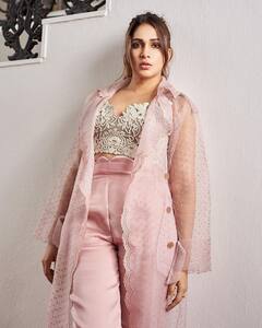 Lavanya Tripathi: బ్లాక్ డ్రెస్ లో లావణ్య త్రిపాఠి స్టైలిష్ లుక్!