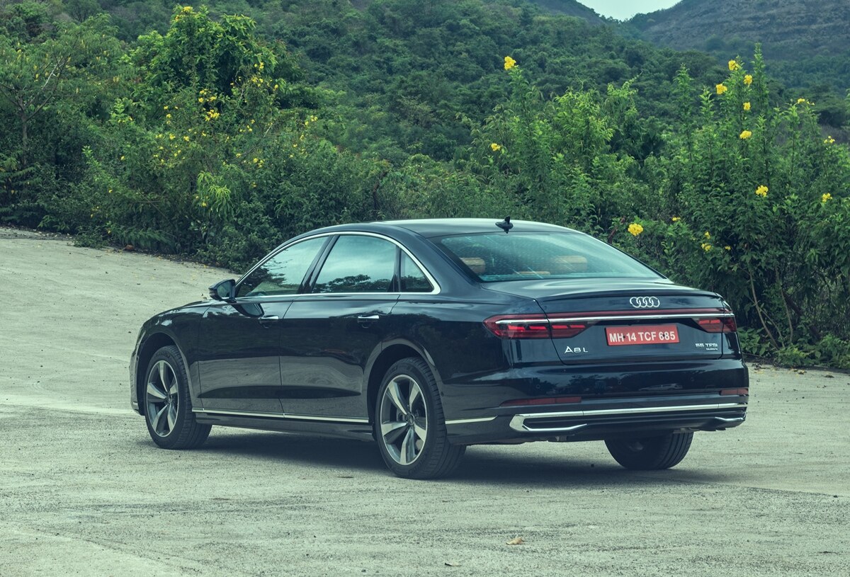 Audi A8 L First Look review:  Audi A8 L નો ફર્સ્ટ લુક, જાણો શું છે ખાસ