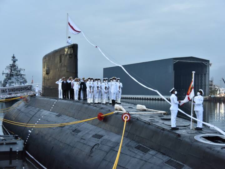 INS Sindhudhvaj: CNS रोलिंग ट्रॉफी से सम्मानित आईएनएस सिंधुध्वज ने 35 साल बाद नौसेना को कहा अलविदा