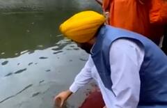 ਦਰਿਆਵਾਂ ਤੇ ਡਰੇਨਾਂ ਦੀ ਸਫ਼ਾਈ ਦਾ ਸੁਖਪਾਲ ਖਹਿਰਾ ਨੇ ਕੀਤਾ ਸਵਾਗਤ, ਪਰ ਪਹਿਲਾਂ ਰਾਜਸਥਾਨ ਫੀਡਰ ਨਹਿਰ ਦੀ ਕੰਕਰੀਟ ਲਾਈਨਿੰਗ ਨੂੰ ਰੋਕਣ ਦੀ ਲੋੜ