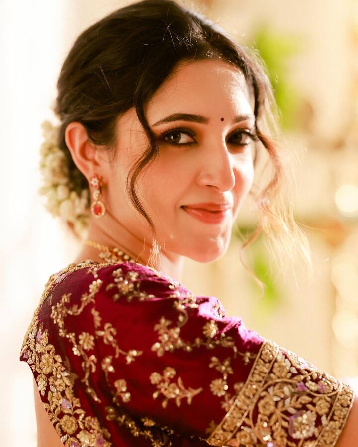 నేహా శెట్టి అందమైన ఫోటోలు -Image Credit:Neha Shetty/Instagram