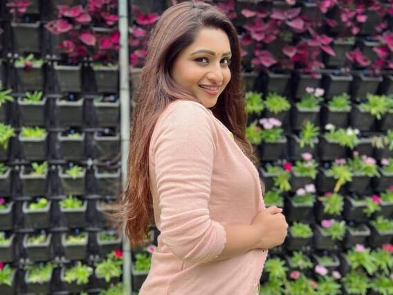 Nakshathra Nagesh : உனக்காக வாழ நினைக்கிறேன்..நடிகை நக்ஷத்ரா நாகேஷின் க்ளிக்ஸ்.! Nakshathra Nagesh : உனக்காக வாழ நினைக்கிறேன்..நடிகை நக்ஷத்ரா நாகேஷின் க்ளிக்ஸ்.!