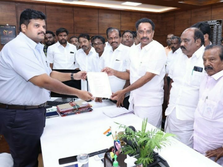 கரூரில் சாலை அமைத்ததாக கூறி ரூ.4  கோடி மோசடி -  நிலை அறிக்கை தாக்கல் செய்ய நீதிமன்றம் உத்தரவு