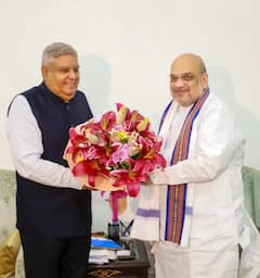 Jagdeep Dhankhar: রাজ্যপাল পদ থেকে ইস্তফা ধনকড়ের, উপরাষ্ট্রপতি পদপ্রার্থী হিসেবে মনোনয়নপত্র পেশ