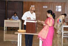 Presidential Election 2022: ગુજરાતમાં સીએમ સહિત આ દિગ્ગજોએ કર્યુ મતદાન, જુઓ તસવીરો