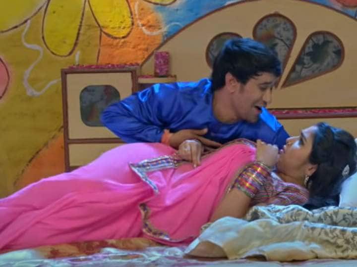 Raja Babu Aamarpali and Dinesh Lal yadav Bhojpuri Hit Songs 2022 Bhojpuri Song: Aamrapali Dubey को देख Nirahua ने मचाई सनसनी, ताबड़तोड़ रोमांस देख झूम उठे फैंस