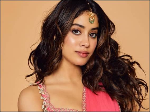 Janhvi Kapoor On Nepotism: नेपोटिज्म को लेकर जान्हवी कपूर का बयान, कही ये बड़ी बातें Janhvi Kapoor On Nepotism: नेपोटिज्म को लेकर जान्हवी कपूर का बयान, कही ये बड़ी बातें