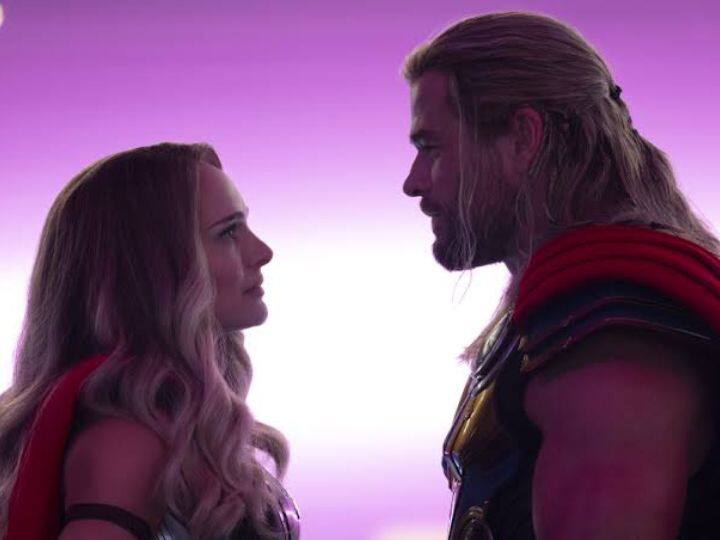 Thor Love and Thunder Chris Hemsworth Natalie Portman Thor Love and Thunder: इस एक्ट्रेस को Kiss करने के लिए क्रिस हेम्सवर्थ ने मीट खाना छोड़ा, वजह जानकर हो जाएंगे हैरान