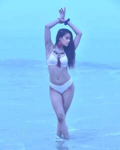 Namrata Malla Bikini Look: ਵ੍ਹਾਈਟ ਬਿਕਨੀ 'ਚ ਨਮਰਤਾ ਮੱਲਾ ਨੇ ਦਿੱਤਾ ਸ਼ਾਨਦਾਰ ਪੋਜ਼, ਤਸਵੀਰਾਂ ਦੇਖ ਕੇ ਪ੍ਰਸ਼ੰਸਕਾਂ ਨੂੰ ਆਏ ਪਸੀਨੇ