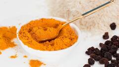 Health Tips: স্বাস্থ্যকর মনে করে প্রচুর ব্যবহার করছেন? জানুন কতটা হলুদ খাওয়া উপকারী