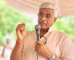 गजेंद्र सिंह शेखावत का सीएम गहलोत पर शायराना अंदाज में तंज, कहा- 'कभी झुठलाते, कभी कभी घबराते...'