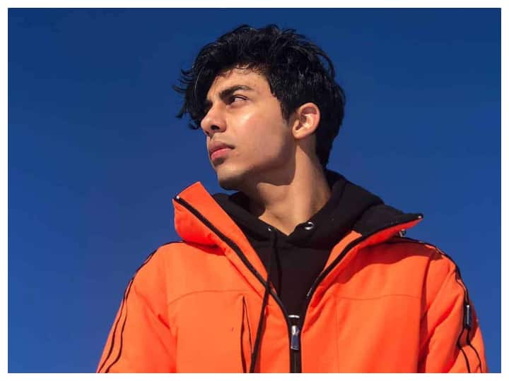 Aryan Khan Spotted Partying In Mumbai’s Nightclub, Video Goes Viral Aryan Khan Spotted Partying In Mumbai’s Nightclub, Video Goes Viral Aryan Khan Spotted Partying In Mumbai’s Nightclub, Video Goes Viral