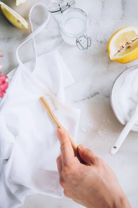 ਹਰ ਕੋਈ ਸਾਫ਼ ਅਤੇ ਚਮਕਦਾਰ ਕੱਪੜੇ ਪਹਿਨਣਾ ਪਸੰਦ ਕਰਦਾ ਹੈ