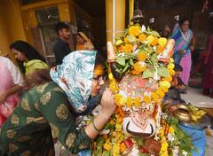 Sawan Shivratri 2022: হরিদ্বার থেকে বারাণসী, শ্রাবণের প্রথম সোমবারে শিবপুজো গোটা ভারতে, দেখে নিন তারই কিছু মুহূর্ত