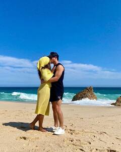 Priyanka Chopra એ બીચ પર રોમેન્ટિક મૂડમાં ઉજવ્યો જન્મદિવસ, જુઓ અભિનેત્રીની બર્થડે પાર્ટીના Pics