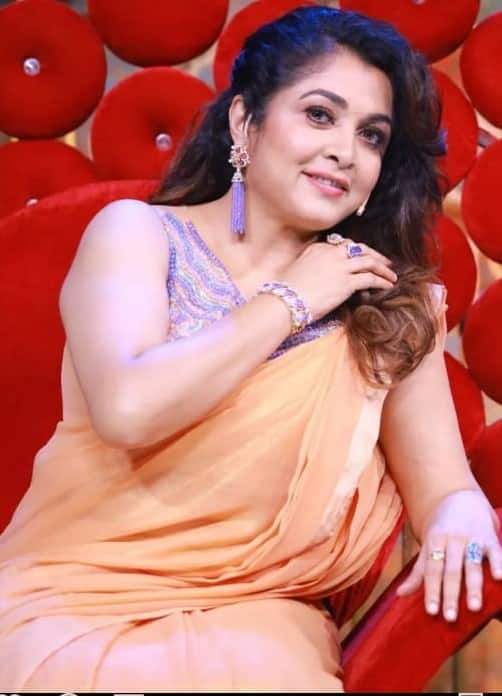 மயக்குறியே சிரிக்குறியே !