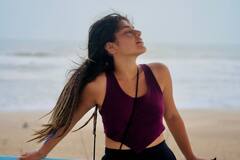 Nidhi Bhanushali Latest Photo: अपने लुक के साथ खूब एक्सपेरिमेंट करती हैं 'सोनू', फोटोज़ में देखें अलग-अलग रूप