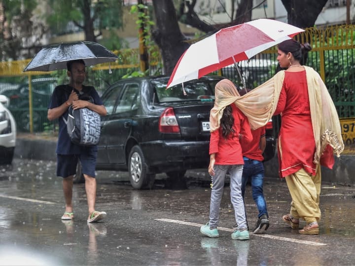 Lucknow Weather Update Heavy rain in city today then people got relief from the sultry heat in Summer UP Weather Update: लखनऊ और कानपुर में जमकर हुई बारिश, अब राज्य के सात जिलों में ऑरेंज अलर्ट जारी