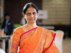 Telangana: Student Groups Protest Demanding To Clear Arrears Under Fee Reimbursement Scheme