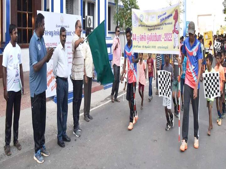 chess olympiad 2022 mini-marathon was held in Tiruvarur on the occasion of the Chess Olympiad chess olympiad 2022:  செஸ் ஒலிம்பியாட் போட்டியை முன்னிட்டு திருவாரூரில் நடந்த மினி மாரத்தான்