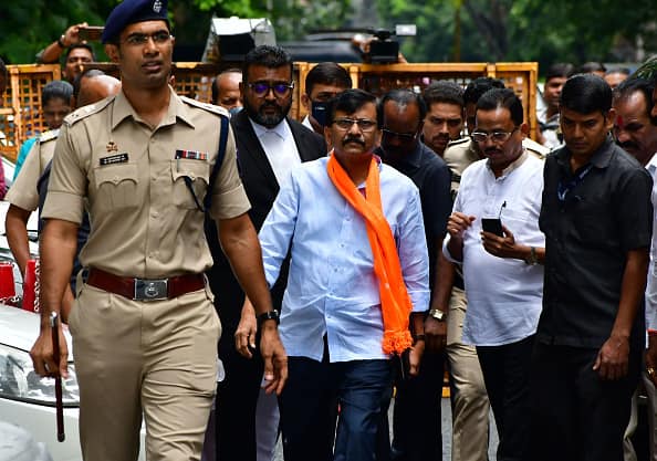 Patra Chawl Scam Case: Enforcement Directorate Summons Shiv Sena MP Sanjay Raut Again For Questioning Today Patra Chawl Scam Case: ED Summons Shiv Sena MP Sanjay Raut Again For Questioning Today