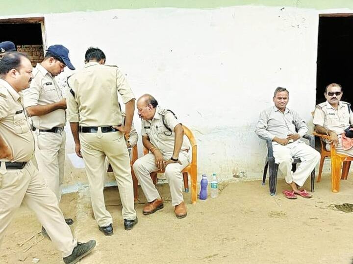 Jabalpur News: जबलपुर में दिल दहलाने वाली घटना, नशेड़ी बेटे ने पिता को जिंदा जलाया Drunk son burnt father alive and murdered accused arrested in Jabalpur ann Jabalpur News: जबलपुर में दिल दहलाने वाली घटना, नशेड़ी बेटे ने पिता को जिंदा जलाया