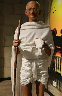 Madame Tussauds Noida: नोएडा के मॉल में आम लोगों के लिए खुला मैडम तुसाद म्यूजियम, कितनी है टिकट की कीमत?