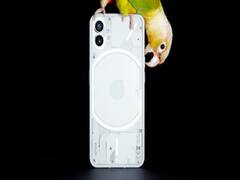 Nothing Phone (1) வெளியாகி ஒரு வாரம் கூட ஆகல ...ஏகப்பட்ட கம்ப்ளைண்ட் ! திணறிப்போன நிறுவனம்!