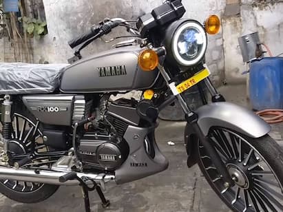 yamaha relaunching its iconing RX 100 bike again in india in 2026 RX 100: நாயகன் மீண்டும் வரான்.. களத்தில் இறங்கும் யமஹா  RX 100! எப்படி வரும்? எப்போது வரும்?