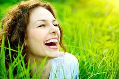 Happy Tips : ਸਭ ਕੁਝ ਹੋਣ ਦੇ ਬਾਵਜੂਦ ਨਹੀਂ ਮਿਲ ਰਹੀ ਖੁਸ਼ੀ, ਤਾਂ ਆਪਣੀ ਜੀਵਨ ਸ਼ੈਲੀ 'ਚ ਲਿਆਓ ਇਹ ਮਾਮੂਲੀ ਬਦਲਾਅ