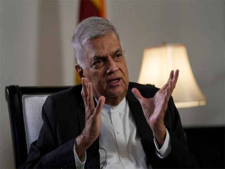 Ranil Wickremesinghe will take oath as the President of Sri Lanka today may appoint a new PM Sri Lanka Crisis: रानिल विक्रमसिंघे ने ली श्रीलंका के राष्ट्रपति पद की शपथ, कर सकते हैं नए पीएम की नियुक्ति