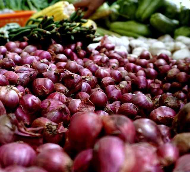 टीप : वरील सर्व बाबी एबीपी माझा केवळ माहिती म्हणून वाचक-प्रेक्षकांपर्यंत पोहोचवत आहे. यातून एबीपी माझा कोणताही दावा करत नाही. त्यामुळे कोणतेही उपचार, डाएट आणि औषधं तज्ज्ञांच्या सल्ल्यानं घ्यावीत.