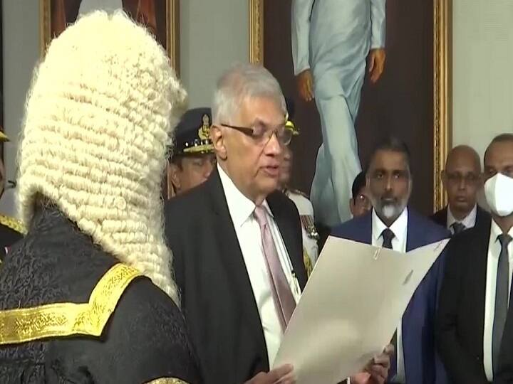 Ranil Wickremesinghe takes oath as the President of Sri Lanka Ranil Wickremesinghe:  காத்திருக்கும் சவால்கள்! இலங்கை அதிபராக பொறுப்பேற்ற ரணில் விக்கிரமசிங்க!!